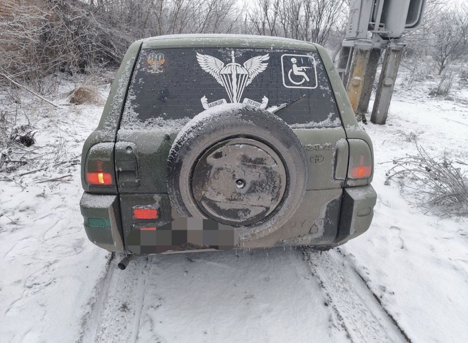 Toyota RAV4 1999 рік