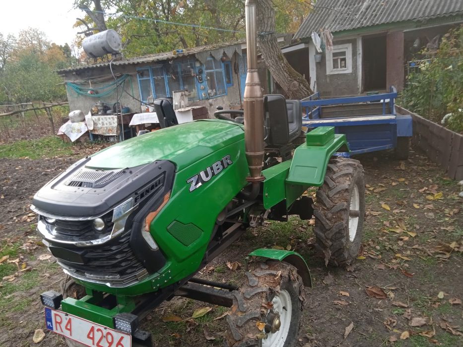 Продам трактор ном.тел