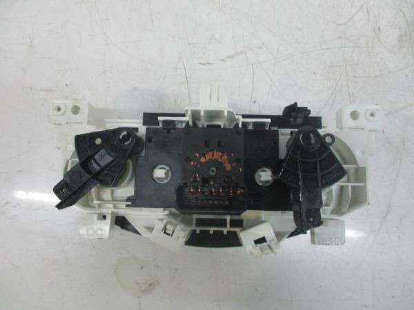 Comando chauffage / sofagem RENAULT Twingo III (BCM_)