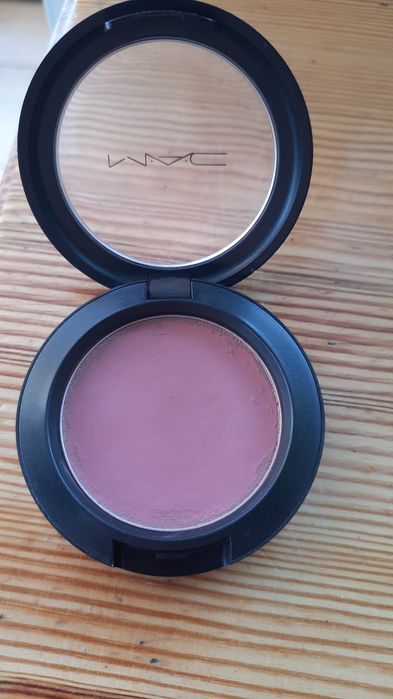 MAC róż do policzków