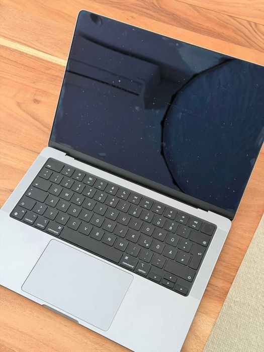 MacBook Pro 14” M2 Max 2023 — 32GB / 2TB