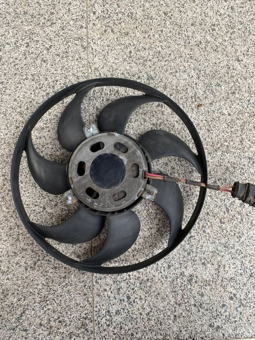 Вентилятор кондиціонера Skoda Octavia A5