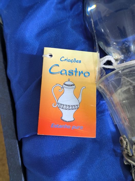 Conjunto decantador e duas taças Criações Castro (estanho puro)