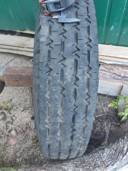 Ось для прицепа с колёсами