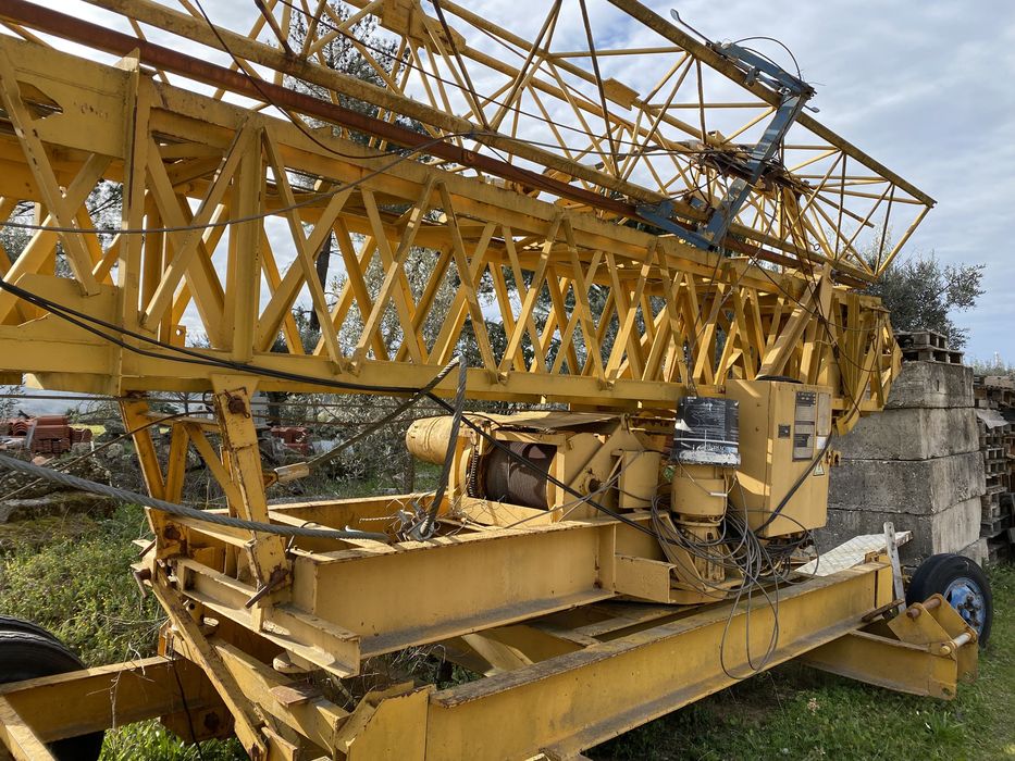 Construction Crane64186027954434124