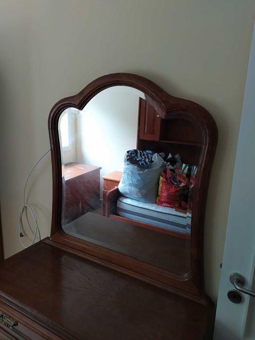 Camiseiro de 4 gavetas. "NÃO RESPONDO A MENSAGENS"