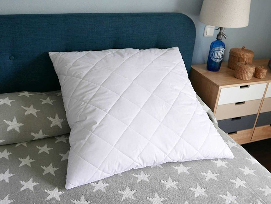 PODUSZKA 70x80 Antyalergiczna PIKOWANA Puszysta  + suwak - POZWROTOWA