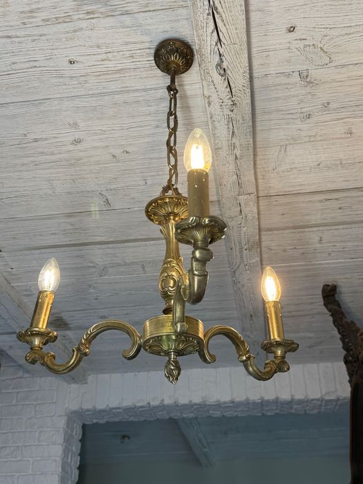 Francuski Żyrandol nr. 47 Francja, mosiądz 3-ram Antyk Lampa