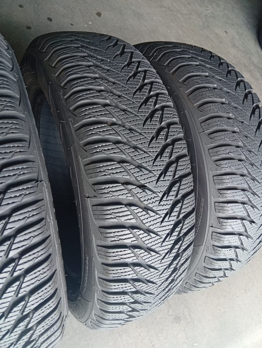 Goodyear UltraGrip 8 4шт 185/65 R15 шини зимові дуже добрі і гребучі