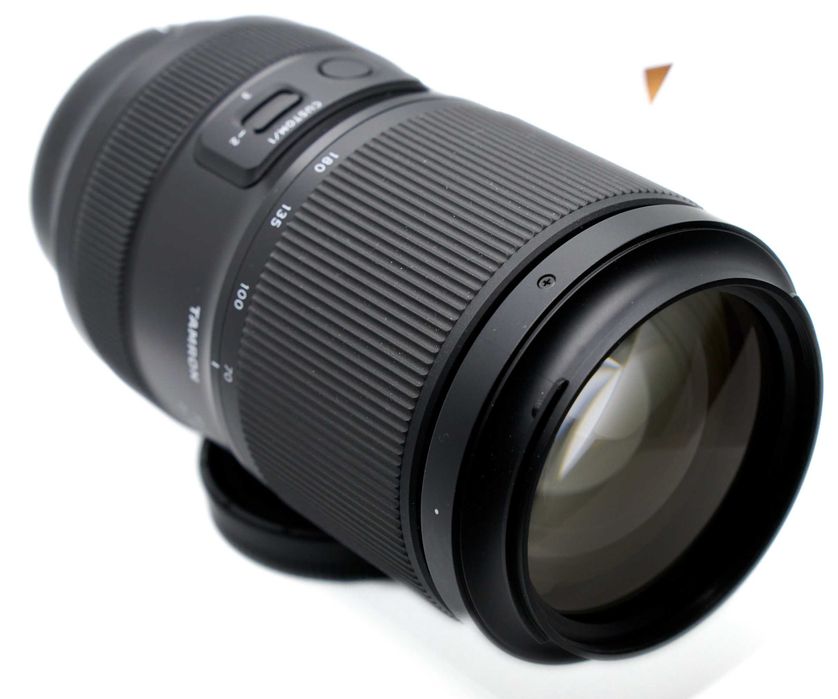 Zoom Tamron 70-180mm F/2.8 Di III VC VXD - G2 (Sony FE - Nova versão)