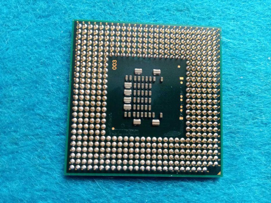 процессор Intel Celeron 530, 560, 900 Intel Pentium T2370 Socket P CPU
