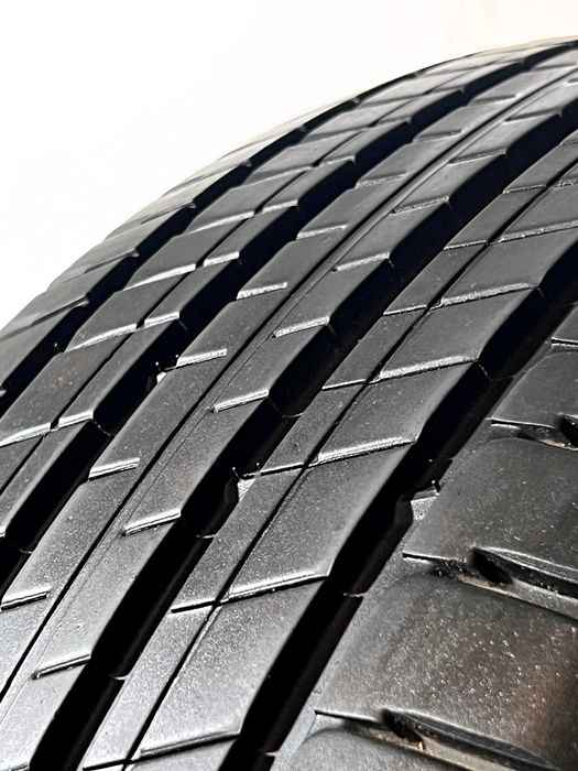 Pneus Michelin Latitude Sport 3 - 235/55/18 - Como NOVOS