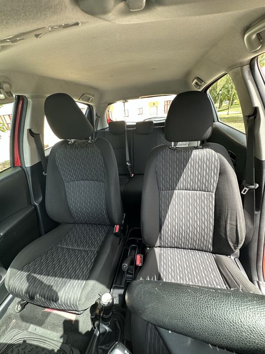 Toyota Yaris 1.0 VVT-i GPL  • Muito Económico • 164.000 km