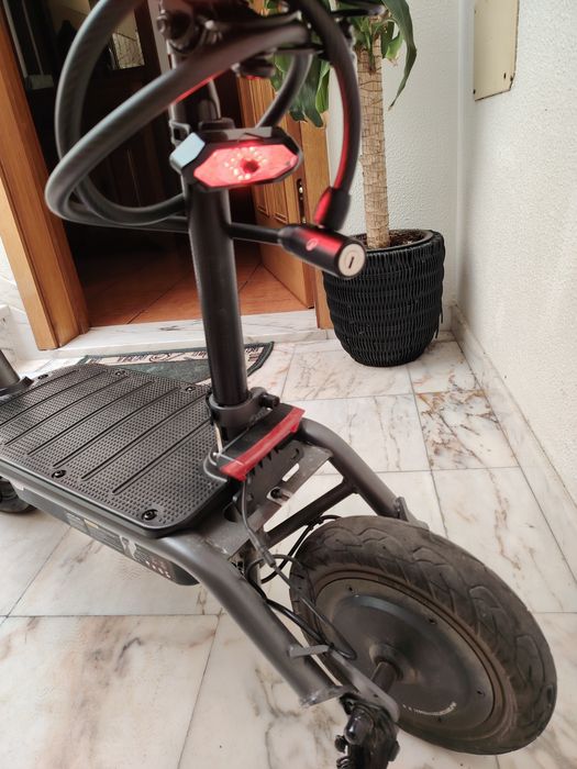 Vende-se trotinete