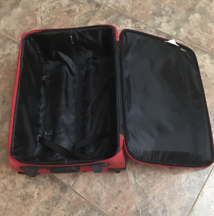 Mala Vermelha de Viagem