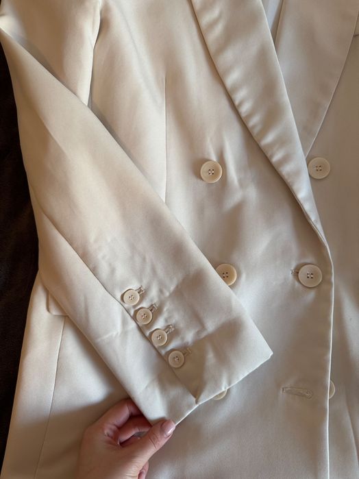 костюм спідниця-шорти молочний