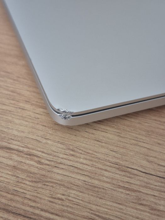 MacBook Pro 13,m1,16/512 neverlock