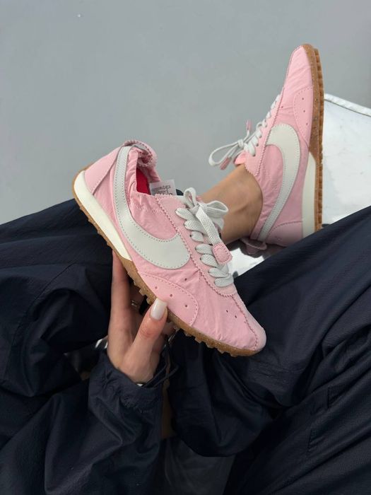 4 кольори Nike x Jacquemus MOON SHOR