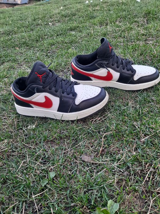 Кросівки розмір 38