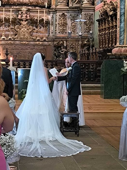 Vestido de noiva cai cai usado apenas uma vez