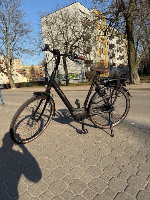 Gazelle Orange C8 – rower elektryczny Bosch Active Line Plus