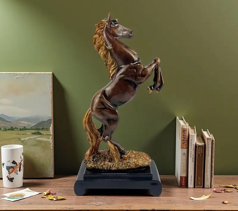 Статуетка Коня 33см.