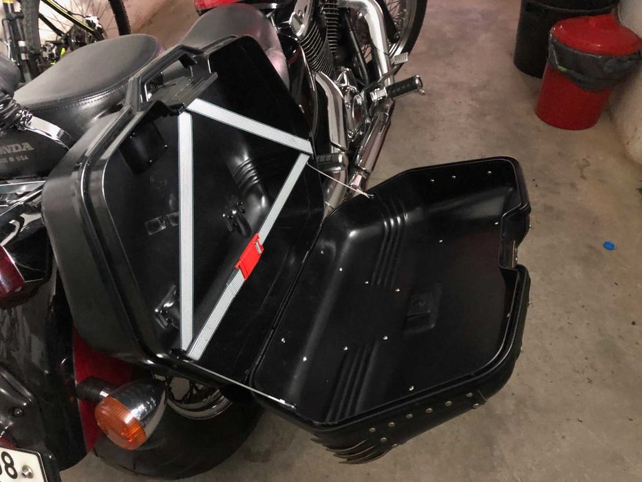 HONDA  SHADOW  VT 1100  Versão American