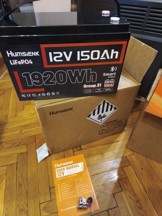 Інвертор 4кв і lifepo4 3.9кв безперебійне живлення