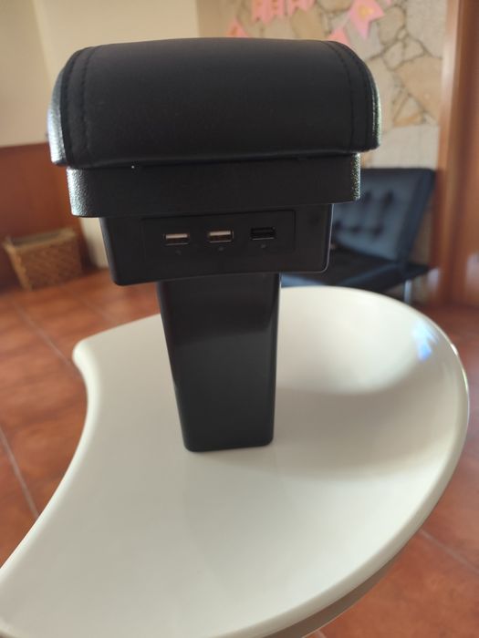 Apoio braços Peugeot 2008/208