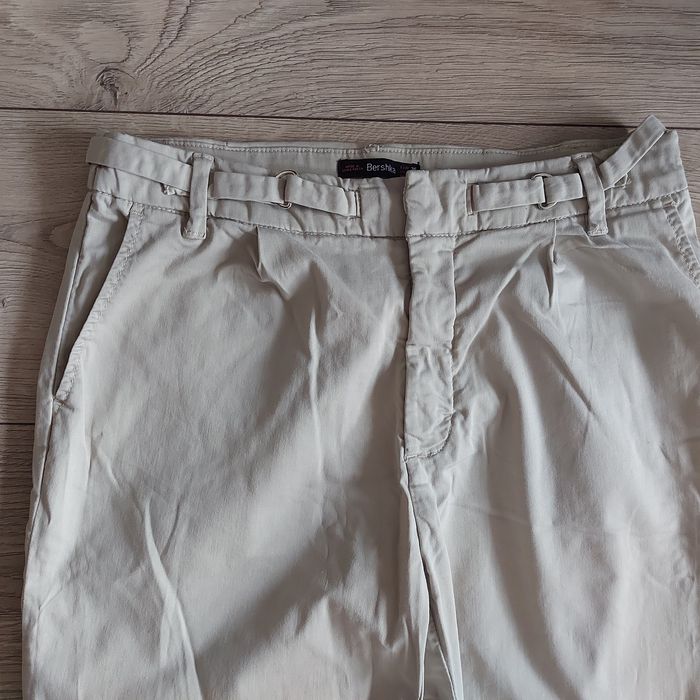 Spodnie damskie Bershka rozm. 36