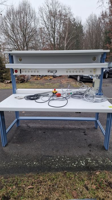 Biurko  duże metalowe elektrotechniczne  ESD