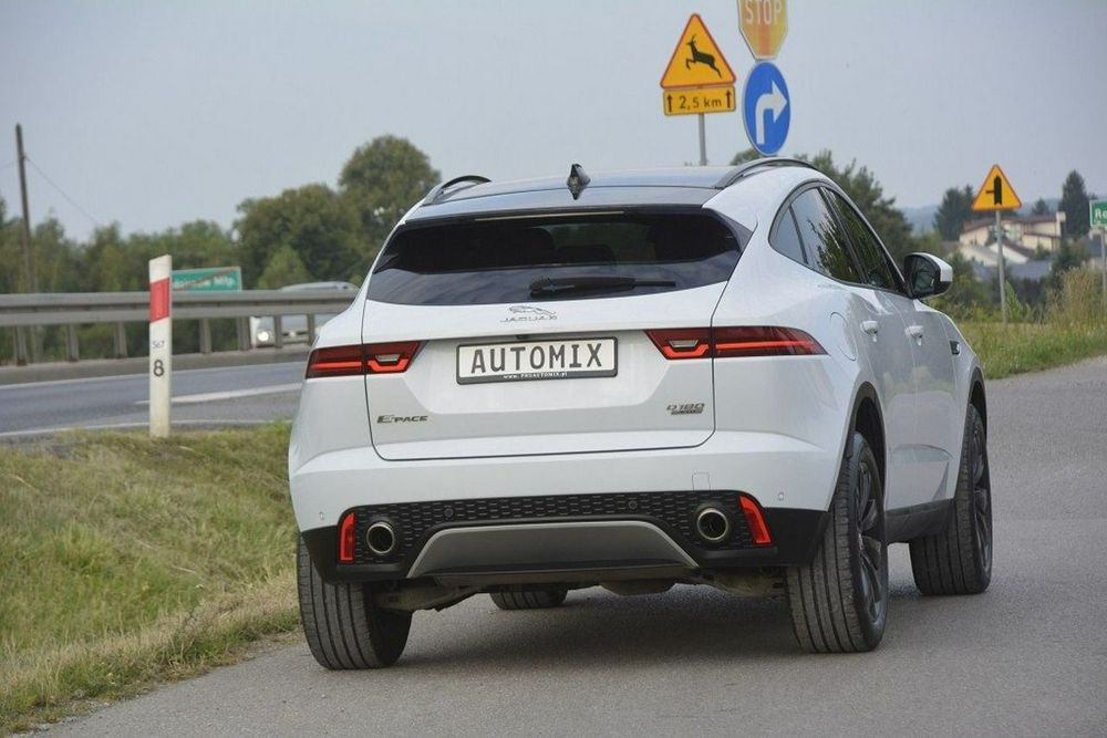 Jaguar E-Pace 2.0 D180 AWD panorama bezwypadkowy gwarancja przebiegu doinwestowany