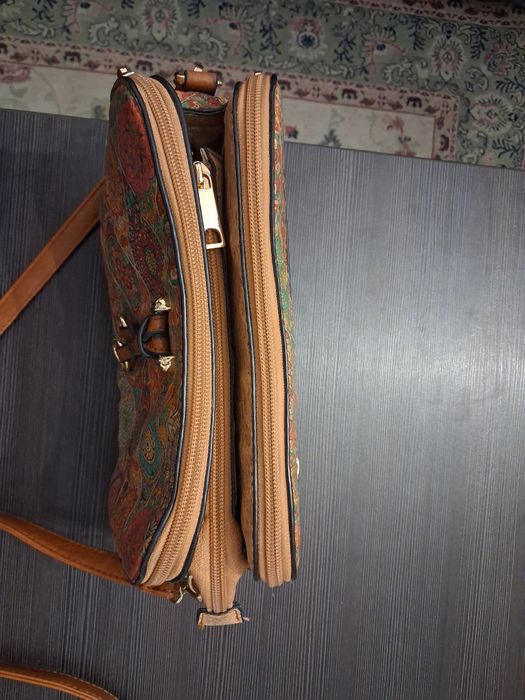 Torebka damska 3przegrodki na zamek