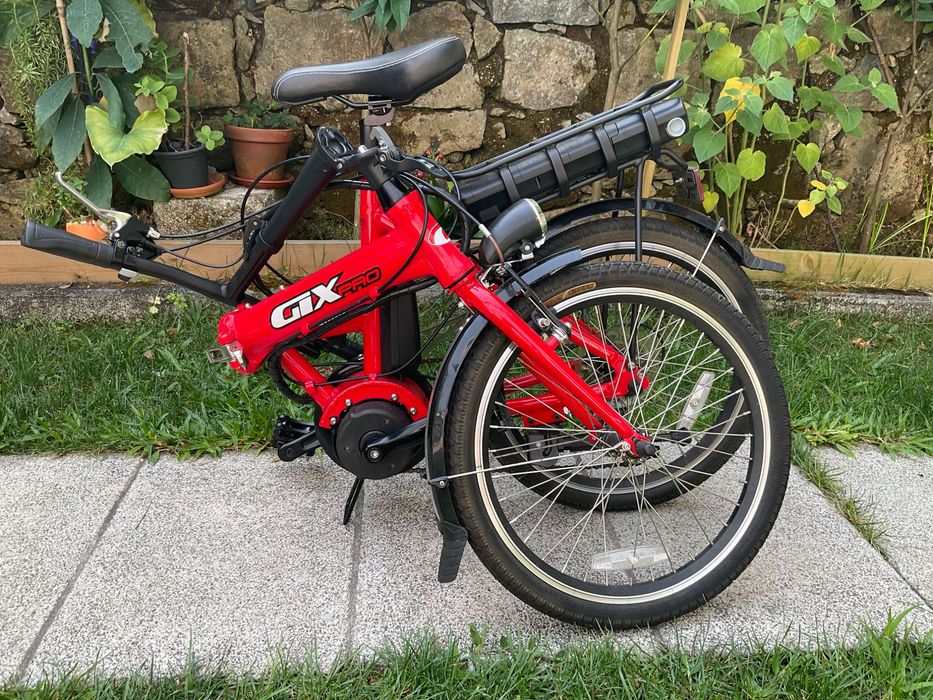 Bicicleta eléctrica dobrável