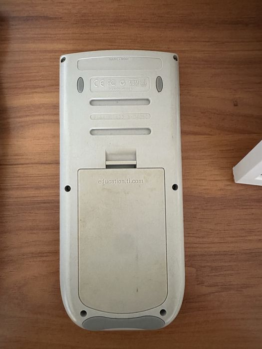 Calculadora gráfica TI-84 Silver Edition