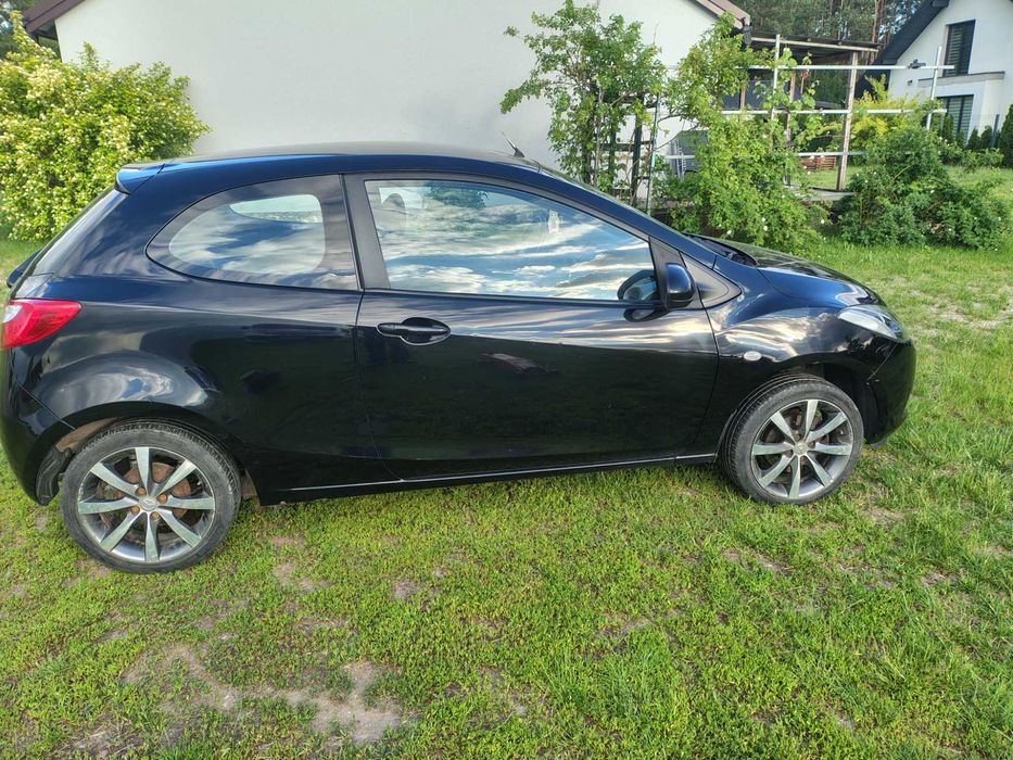 Mazda 2 2008 rok