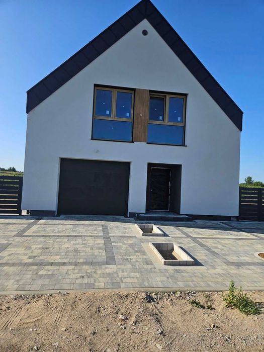 Nowe domy w Dywitach