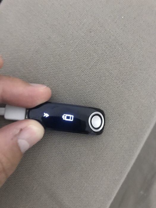 Monitor de Fitness TomTom Touch Cardio + Composição Corporal