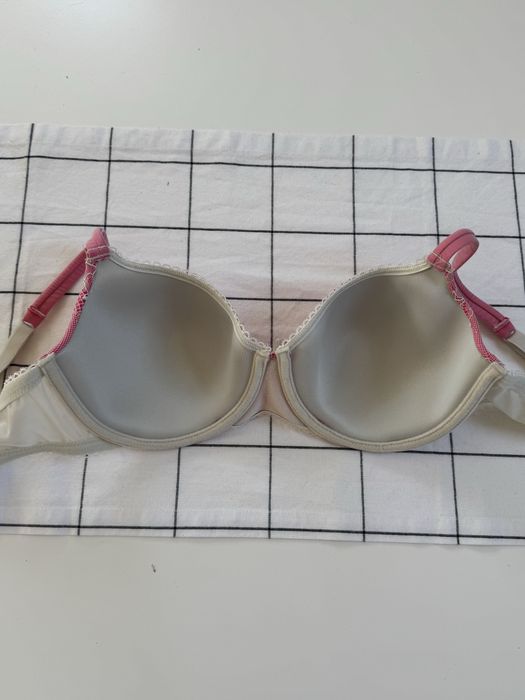 Tezenis usztywniany biustonosz Prague 80B
