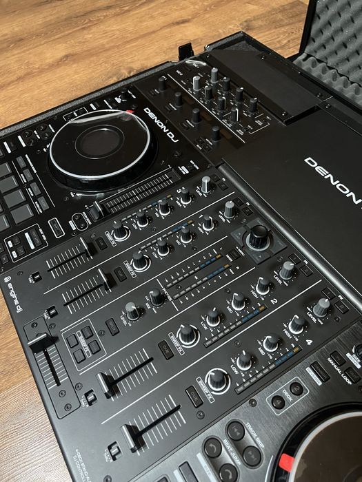 Denon DJ PRIME 4+ PLUS  + hardcase + decksaver
