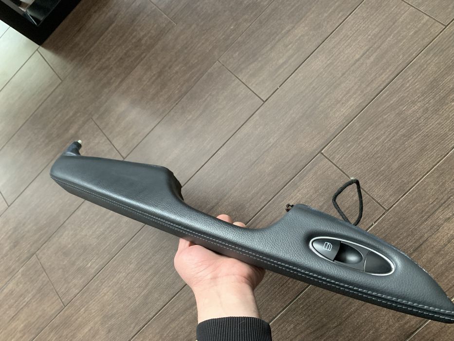 Ручка задня ліва W211 Mercedes