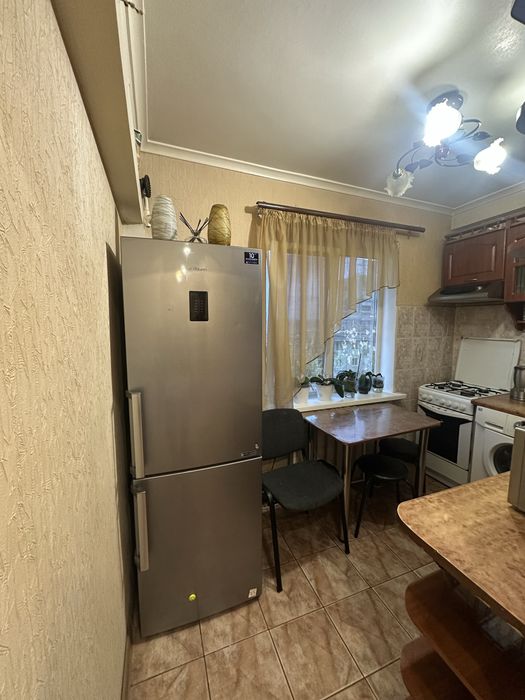 3-кімнатна на Нижньодніпровській 5/5 пов.