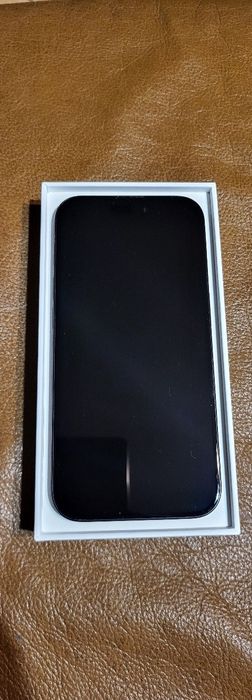 iPhone 15 pro Titanium