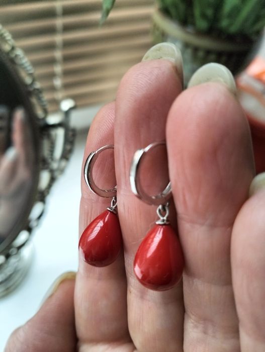 Серебр.серьги с нат.кораллом