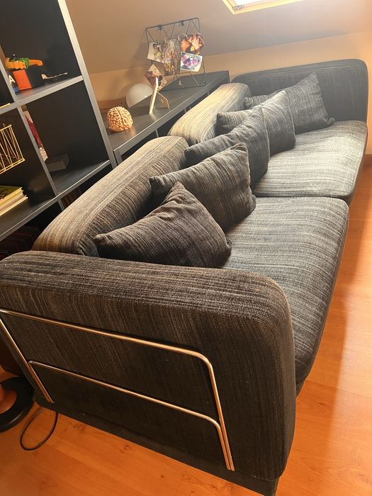 Sofá preto ikea