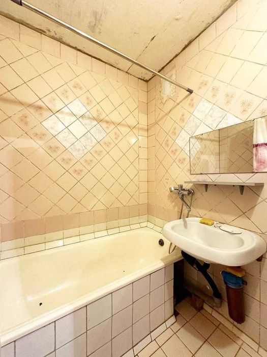 Здам 1-кімнатну квартиру
Проспект Свободи
( вул. Прокоф'єва)