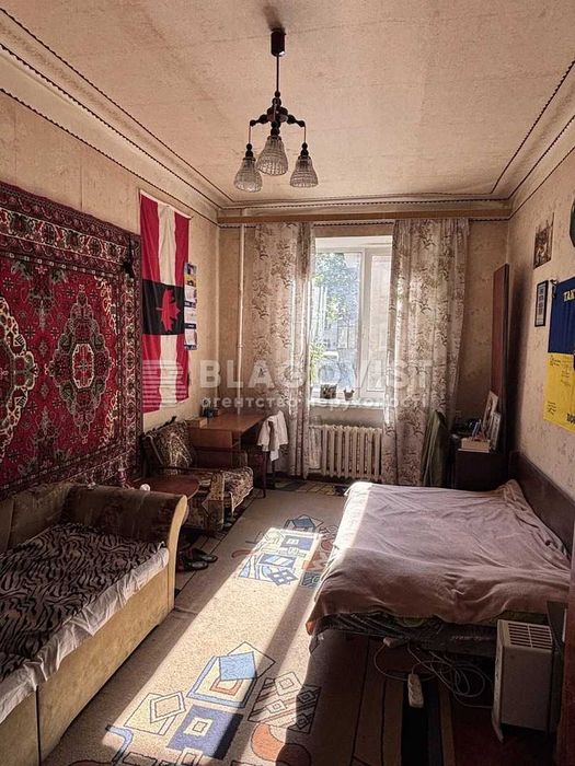 Продаж 2-к квартири по вулиці Джохара Дудаєва Солом'янський район.Держпрограми.