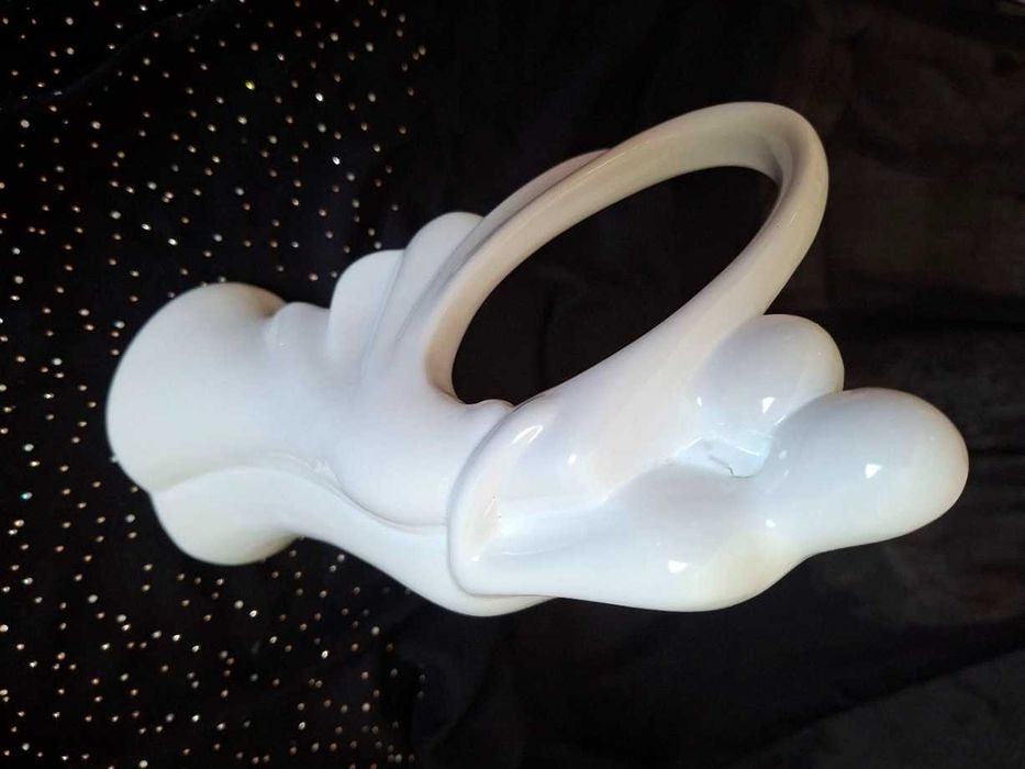 Figurka ceramiczna zakochana para