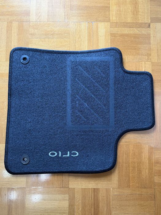 Tapetes dianteiros originais Renault Clio V Fase 2 E-Tech Esprit Alpine