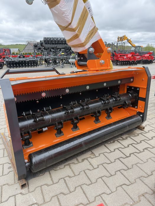 Kosiarka bijakowa Tylno-boczna na wysiegniku do koszenia poboczy i rowow: LEOPARD RB Talex 1,6 m 1,8 m 2 m